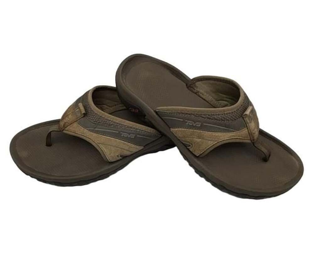 Teva Men's Pajaro Flip Flop Sandals Brown